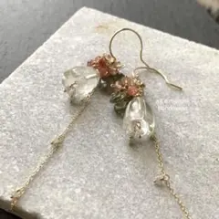 14kgf カービングクリスタル×ラフダイヤモンド ブーケピアス