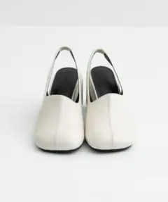 【STUDIOUS】ラウンドシェイプバックストラップパンプス24㎝　結婚式