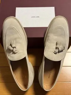新品未使用JOHN LOBB EDMOND スエード タッセルローファー 9Eのサムネイル