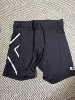 2XU メンズ コンプレッション ショーツ Mサイズ ブラックのサムネイル