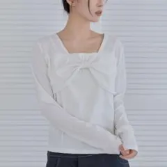 UNE ORIGINAL フロントラブリーリボンフリルリブTシャツカットソーのサムネイル