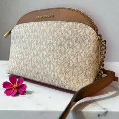 ✨値下げ✨【MICHAEL KORS】ショルダーバッグ ベージュ 美品