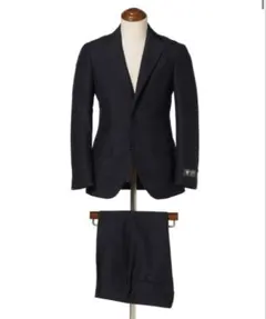 【極美品】ブリッラペルイルグスト 超高級スーパーブリオ スーツ 紺 44のサムネイル