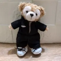 ダッフィー ぬいぐるみ バッチ　服 黒色