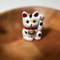 ⁠招き猫 置物 左手招き 白 陶器製 ミニサイズ 千客万来 縁起物 昭和レトロのサムネイル