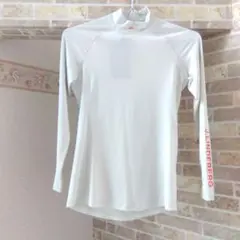 新品 J.LINDEBERG 長袖インナー M 白 UV レディースのサムネイル