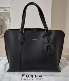 極美品 フルラ ペルラ PERLA トートバッグ ブラック A4 - メルカリ