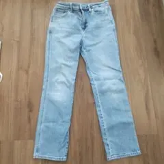 UNIQLO ライトブルー ストレートデニム26(66センチ)