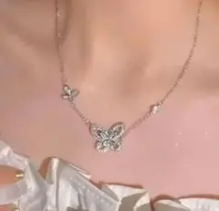 新品未使用 高品質 蝶モチーフ シルバー ネックレス バタフライ ストーン