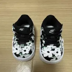 NIKE Air Force 1 フラワープリント キッズスニーカー