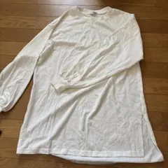 INGNI ホワイト 長袖Tシャツ サイドスリット