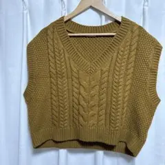 GUマスタード Vネック ニットベスト Lサイズ