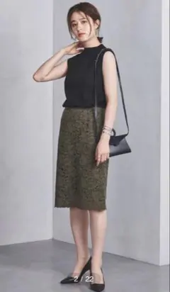UNITED ARROWS カーキ タイトスカートのサムネイル