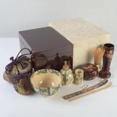 野点 茶箱 本漆器 抹茶茶碗 振出 茶巾筒 棗 仕覆 茶筅筒 香合 全7点