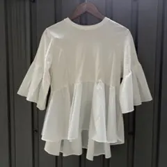 AZUL BY MOUSSY タックスリーブ半袖デザインカットトップス