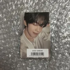 ZB1 ゼベワン ギュビン ICONIK ソニミュ 白衣装 特典 トレカ