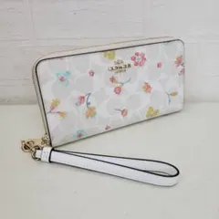 COACH フラワープリント 長財布