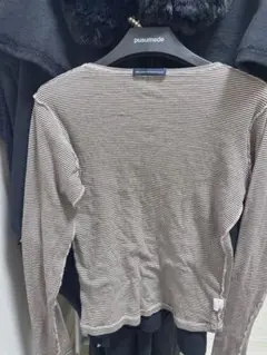 ストライプ 長袖 トップス バックプリント