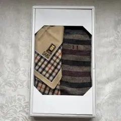 新品未使用 ダックス ハンカチ&ソックス24-26cm 箱入り