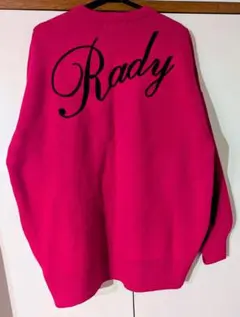 Rady ネオンピンク ロゴ ニット オーバーサイズ