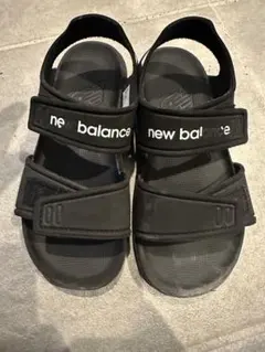 ニューバランス　サンダル　ブラック