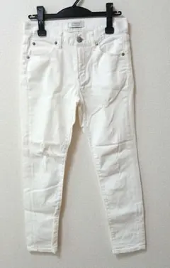 デニムパンツ　ダメージ加工