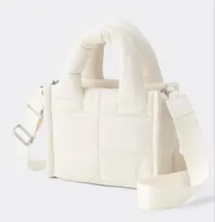 春セール☘️未使用★GU パフミニショルダー ホワイト