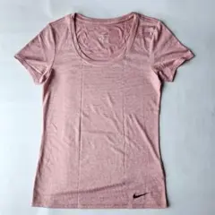 Nike ピンク 半袖Tシャツ