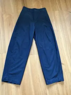 美品　ユニクロ　ジャージーバレルレッグパンツ　ネイビー　丈長め　M