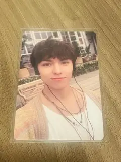 SEVENTEEN SPILL THE FEELS バーノン yzy2.0