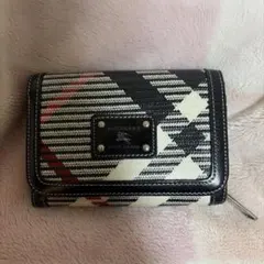 Burberry Blue Label 二つ折り財布 チェック柄のサムネイル