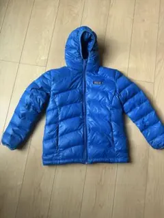 Patagonia フード付きダウンジャケット キッズのM(10〜12歳)