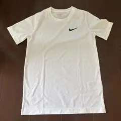 NIKE Tシャツ　140
