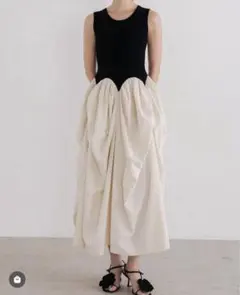 新品タグ付き thetoe calla long dress ワンピースのサムネイル