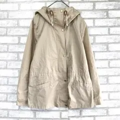 組曲　ナイロンパーカー　ベージュ　金ボタン　金ファスナー　M