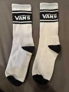 Vans 靴下 バンズ ソックス 白黒 24〜27.5cmのサムネイル