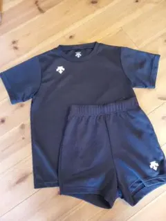 デサント、Tシャツ＆短パン