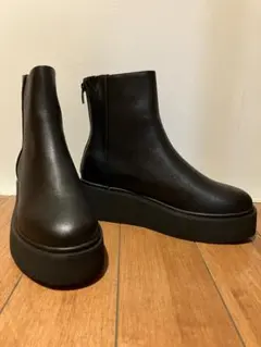 軽量厚底バルキープラットフォームラバーブーツDidot.showroom