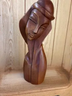 アジア製　木製抽象女性像 約30cm