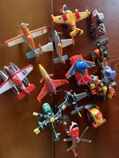 プレーンズ　トミカ　まとめ売り　15体　ディズニー　カーズ