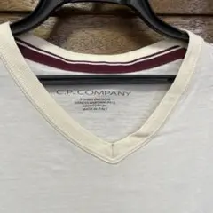 イタリア製　C.P. COMPANY VネックTシャツ ホワイト　Mサイズのサムネイル