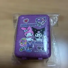 サンリオキャラクターズ　キャリーケースチャーム　マイメロディ&クロミ