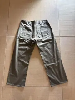 カーキ ワークパンツ