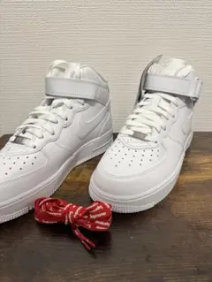 Nike Air Force 1 Supreme ホワイト