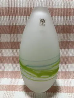 すりガラス 花瓶 フラワーベースのサムネイル