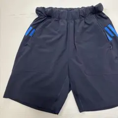 adidas ショートパンツ 黒 青ストライプ