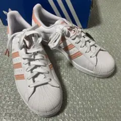 adidas スーパースターのサムネイル