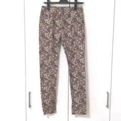 LOWRYS FARM 花柄スキニーレギンスパンツ