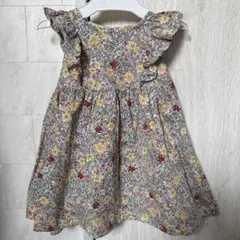 BeBe Petits Pois Vert小花柄 ノースリーブ ワンピースのサムネイル