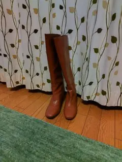 ブラウン ロングブーツ 中ヒール